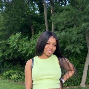 Meet your Posher, Kiara